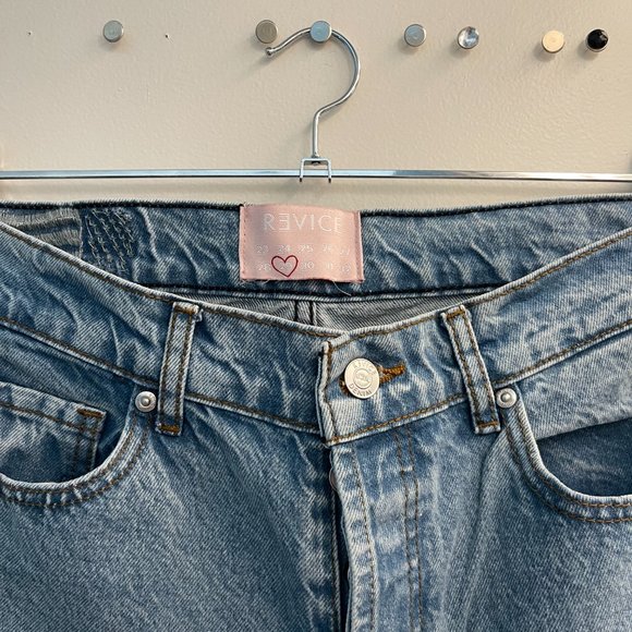Revice, Blue Jeans - Picture 3 of 4
